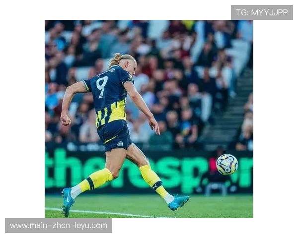 曼城3-1击败伯恩茅斯，距榜首6分！哈兰德单刀双响，10轮打进13球，曼城买哈兰德